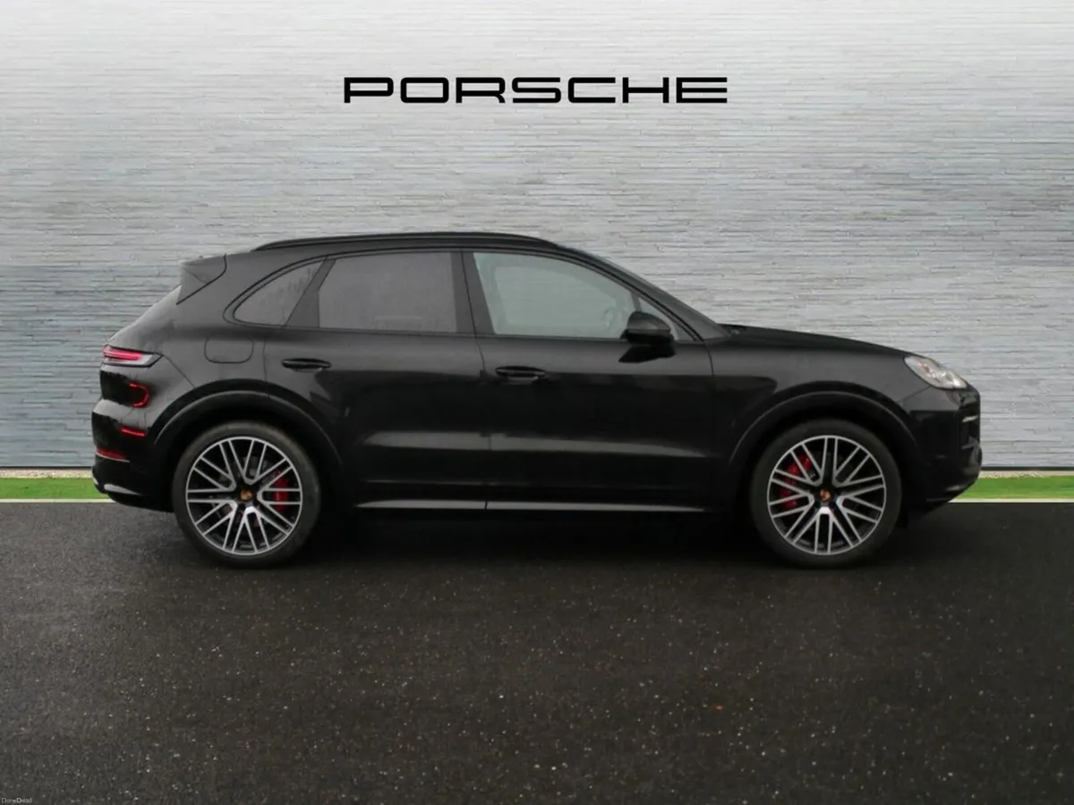Porsche Cayenne 3.0 S E-Hybrid PHEV Auto - Image 4