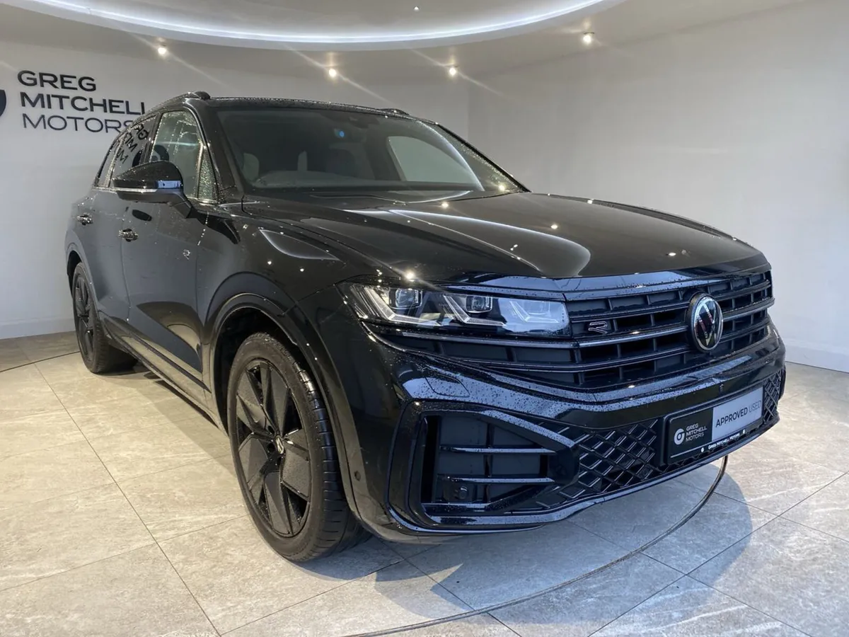 Volkswagen Touareg 2024 - Image 3