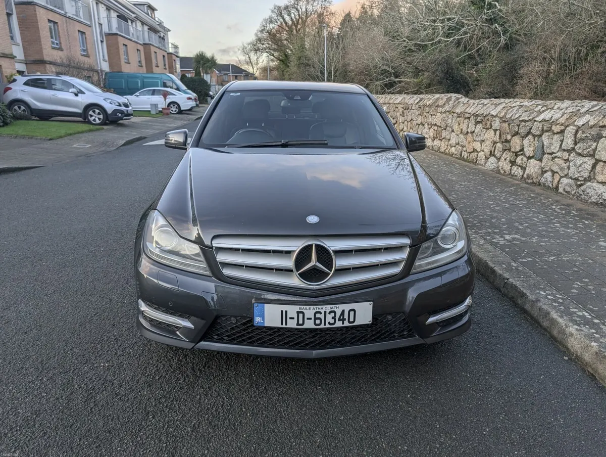 Mercedes-Benz C-Class AMG LIne C220 - Image 2