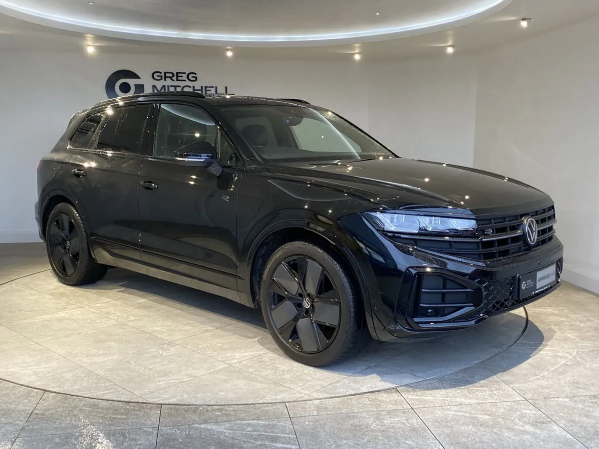 Volkswagen Touareg 2024 - Image 1