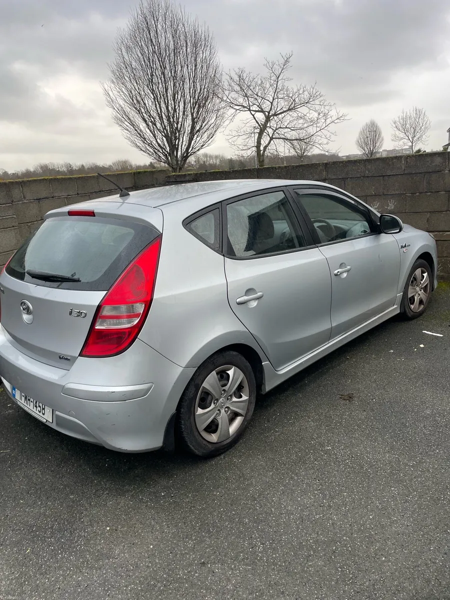 Hyundai i30 - Image 2