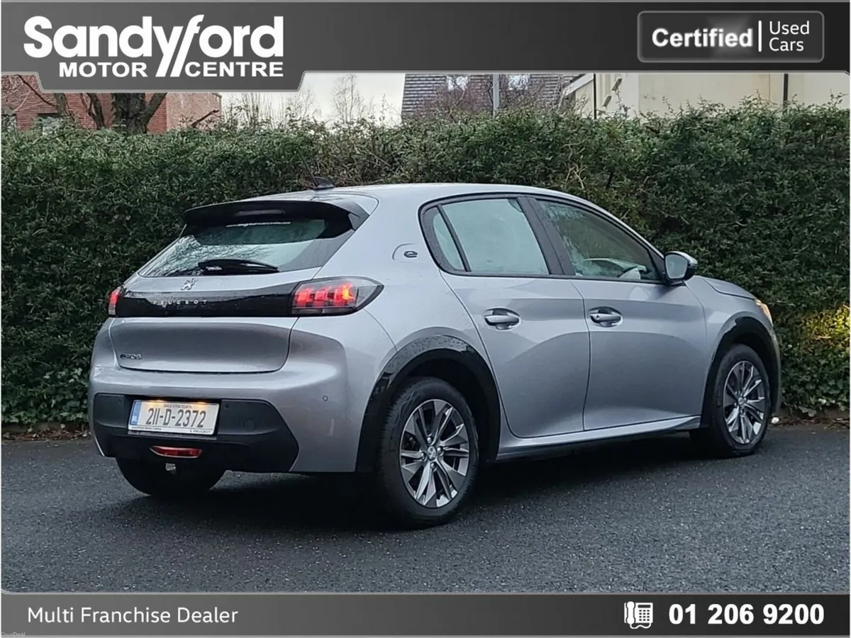 Peugeot 208 Electric 136 bhp (50 kWh)**ONLY 19000K - Image 4
