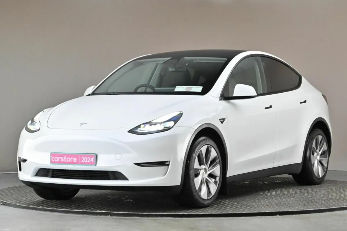 Tesla Model Y LONG RANGE AWD Dual Motor - Image 3