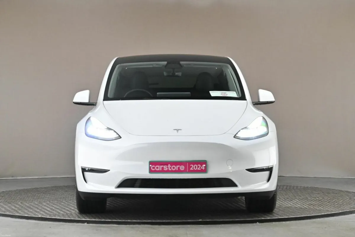 Tesla Model Y LONG RANGE AWD Dual Motor - Image 2