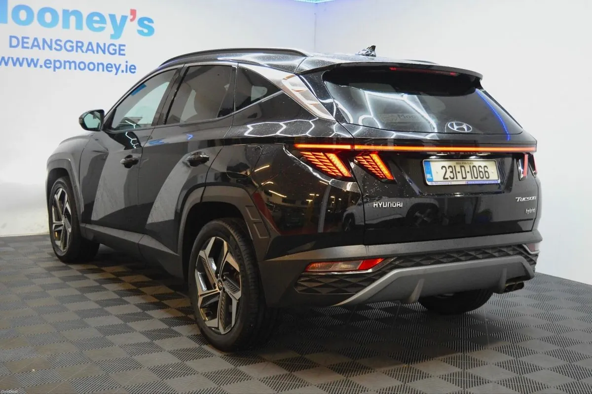 Hyundai Tucson 2WD Executive Plus HEV STG Auto - Image 4