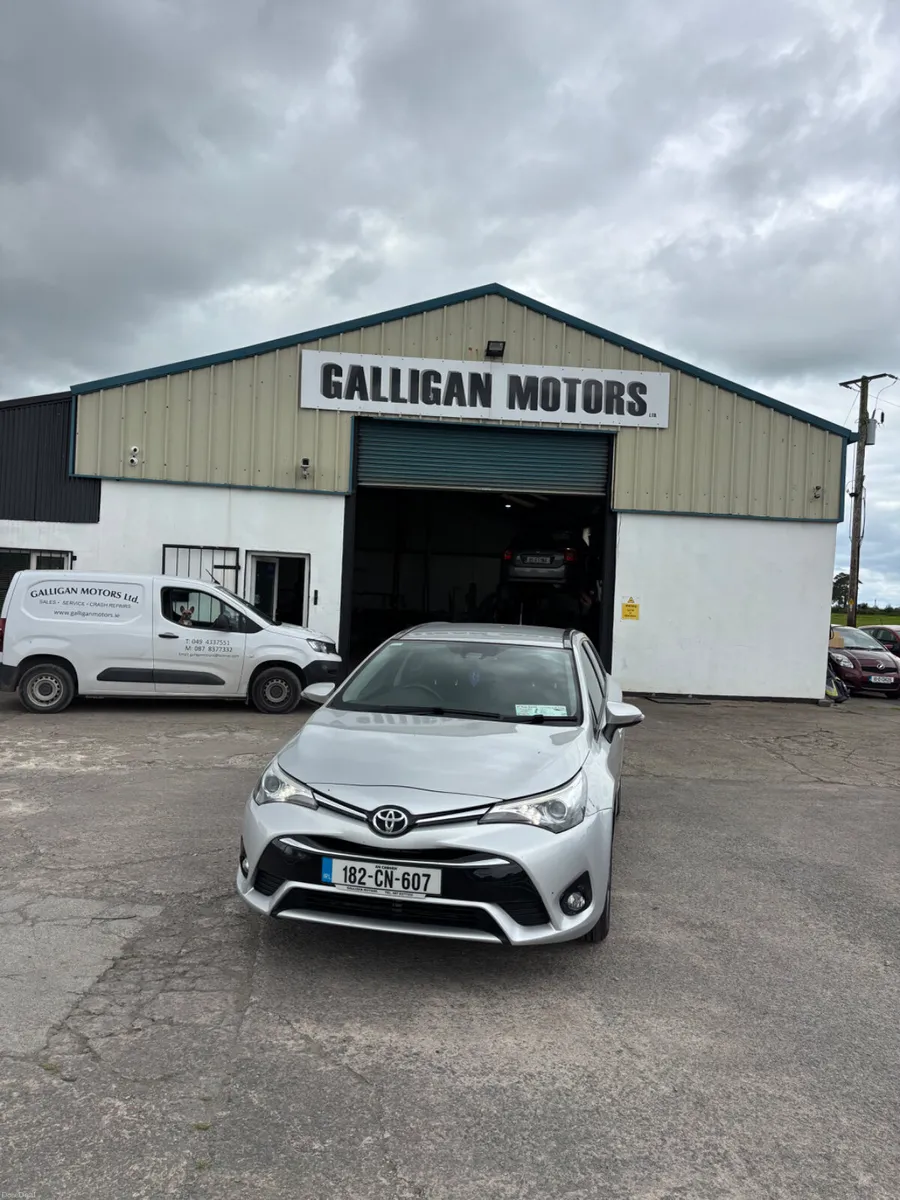 Toyota Avensis 2018 - Image 2