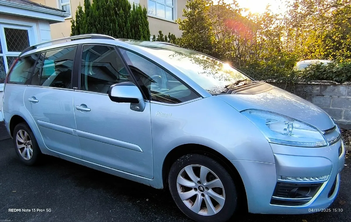 Citroen C4 Picasso 2011 - Image 1