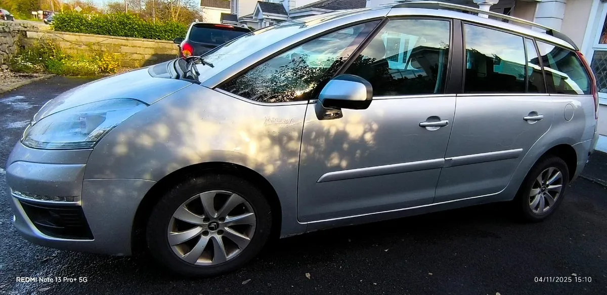 Citroen C4 Picasso 2011 - Image 2