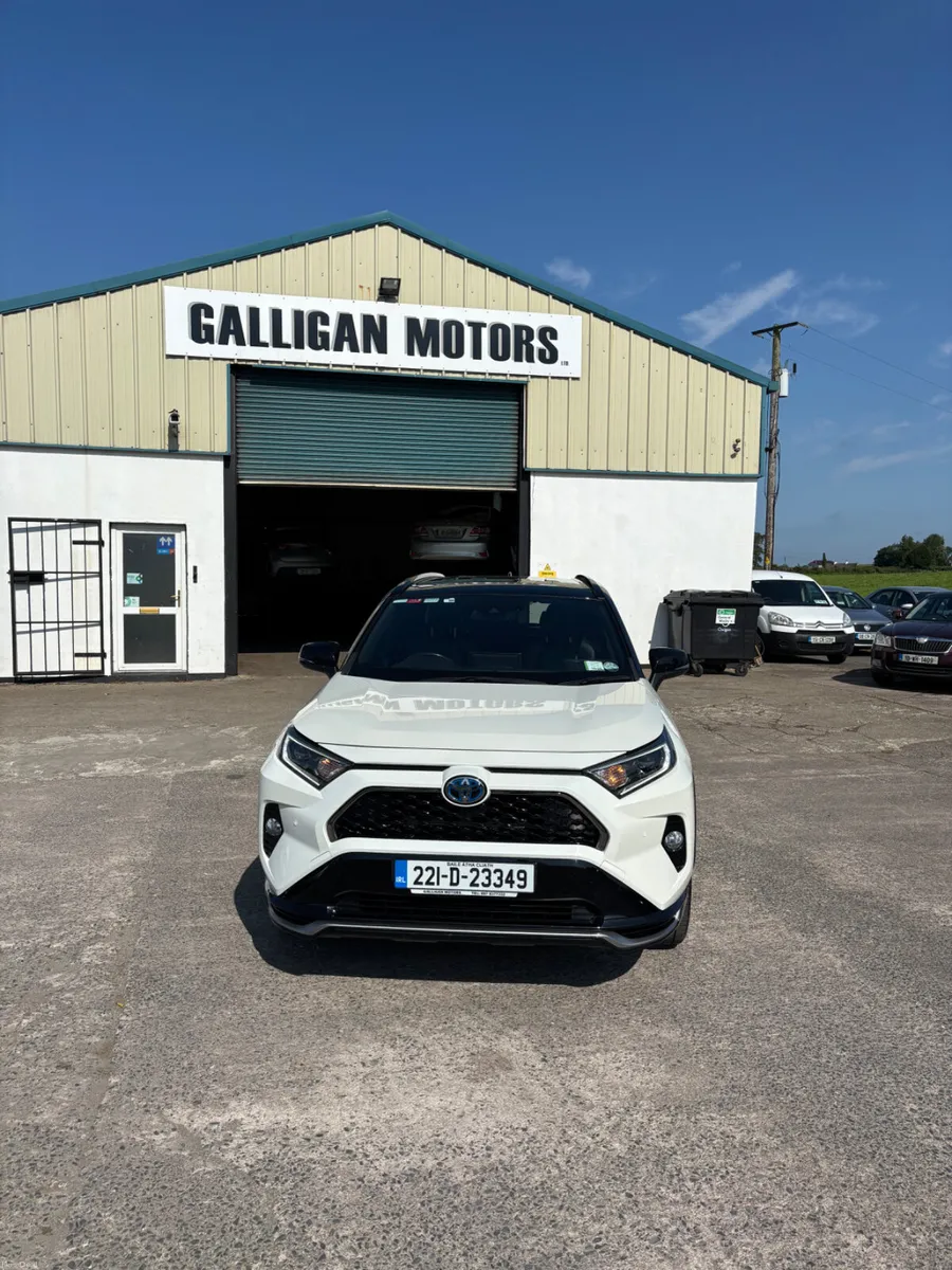 Toyota RAV4 2022 4WD - Image 2