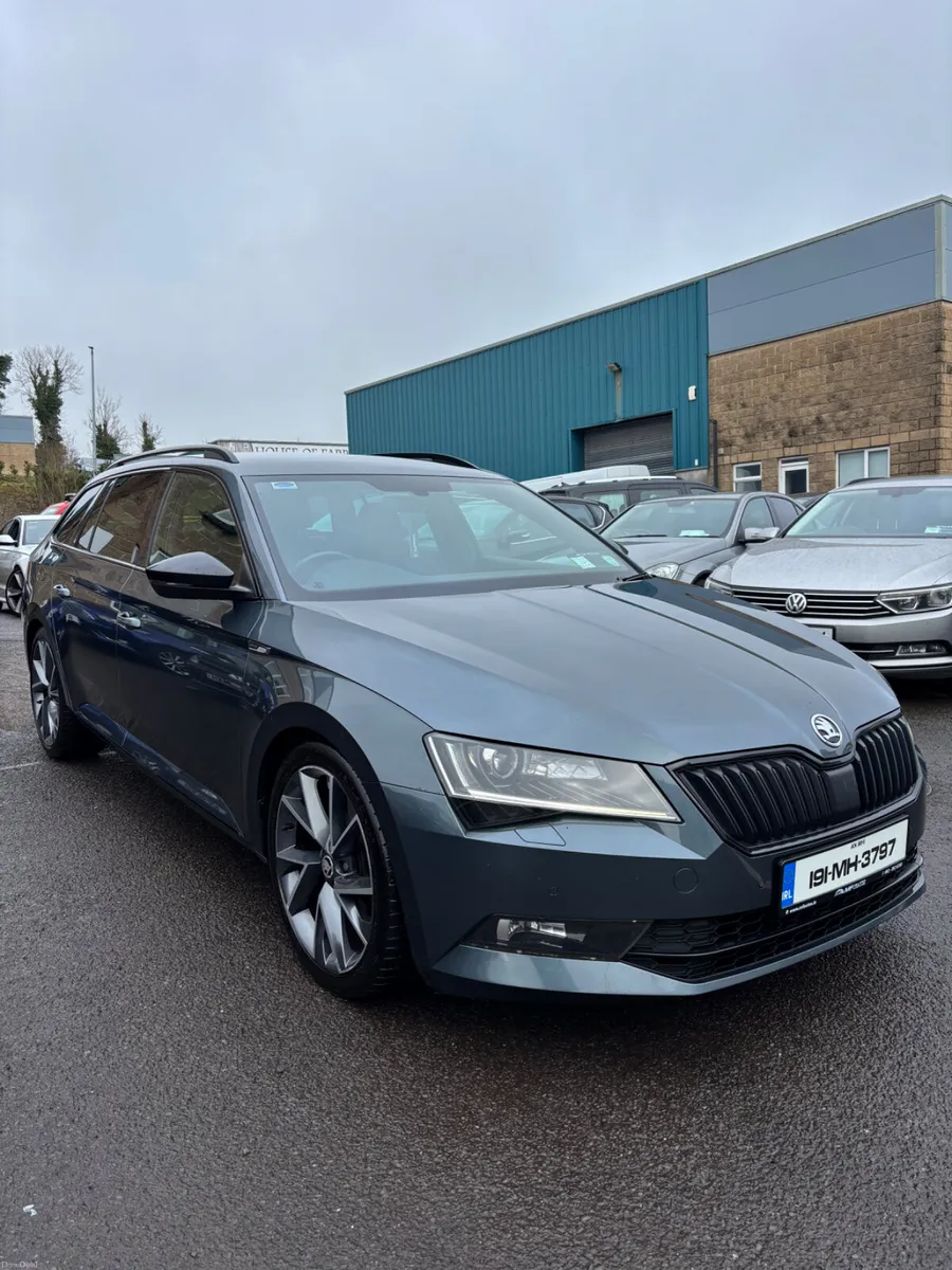 Skoda Superb 2019 Sportline DSG - Image 2