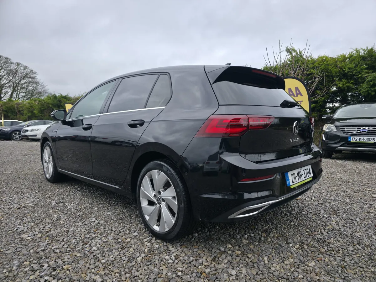 2021 Volkswagen Golf eTSI Active - Image 3