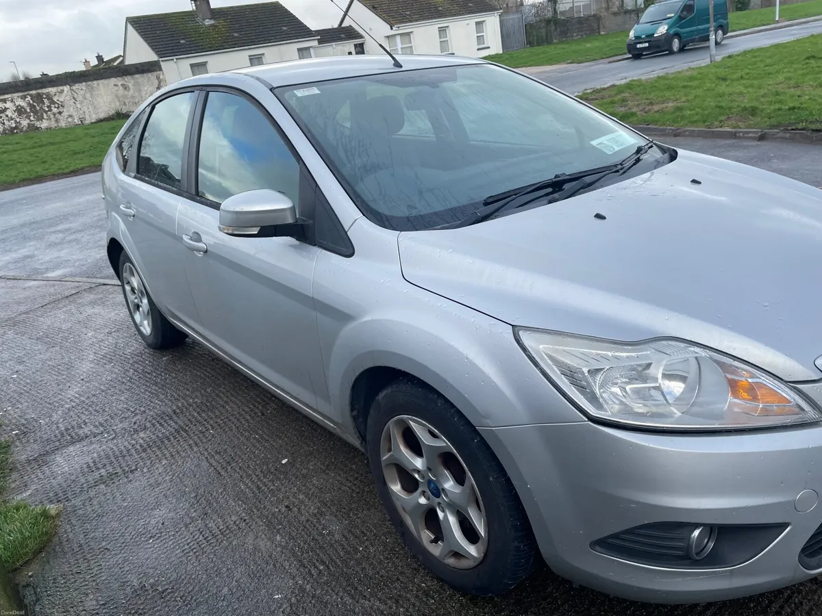 Ford Focus 2011 - Image 3