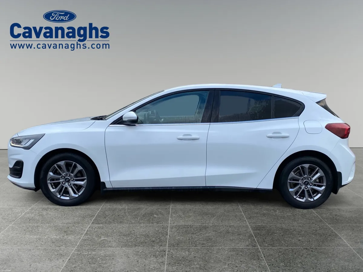2022 FORD Focus Titanium Style 5d 1.0t 125 M6 - Image 2