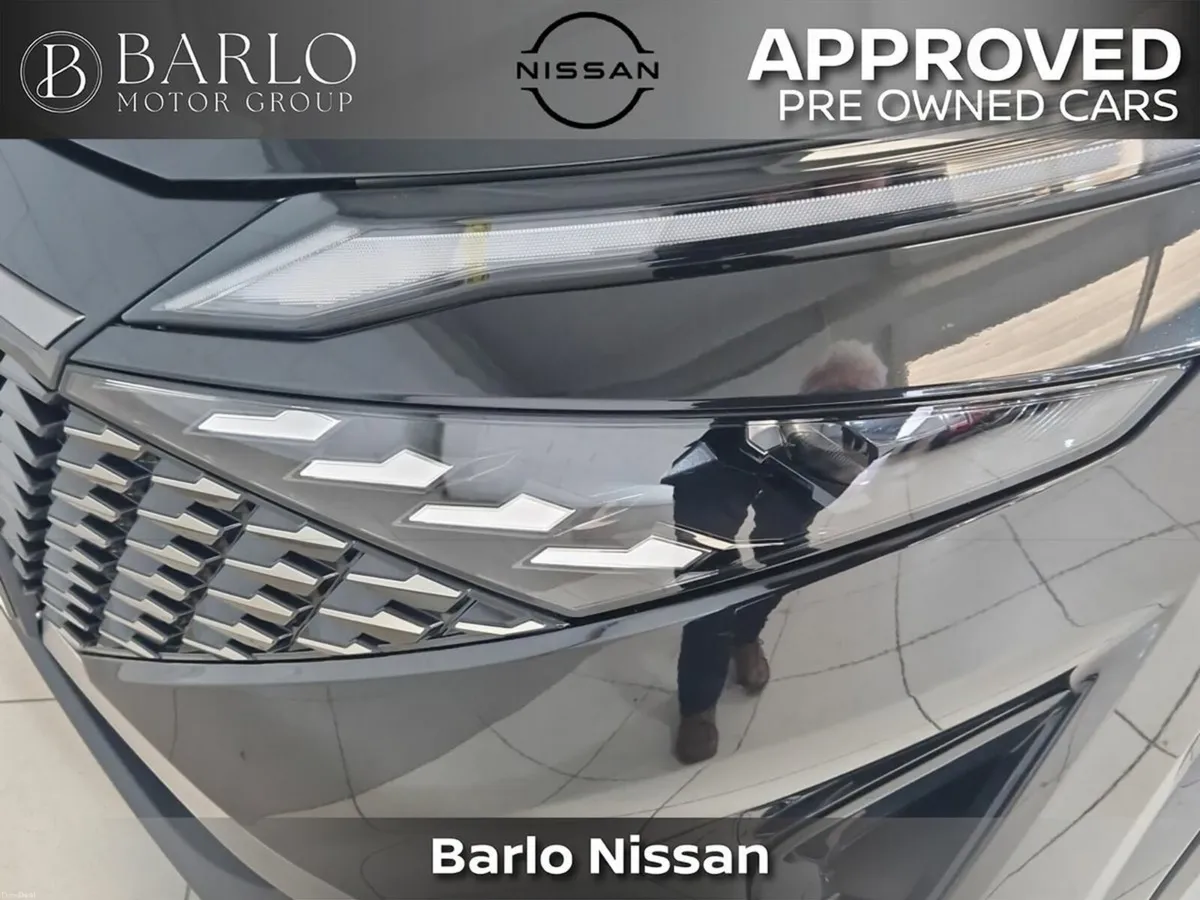 Nissan Qashqai 1.3 PET MILD HYBRID SV PREMIUM - Image 4