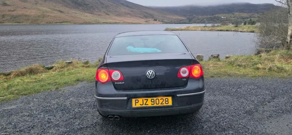 VW Passat Highline 2.0 TDI 2010 Low mls - Image 1