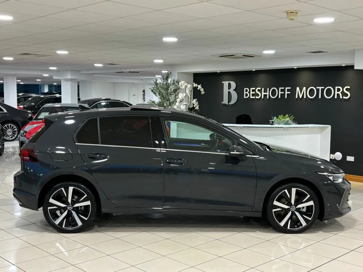 Volkswagen Golf 1.5 TSI DSG STYLE NEW MODEL=PAN RO - Image 2