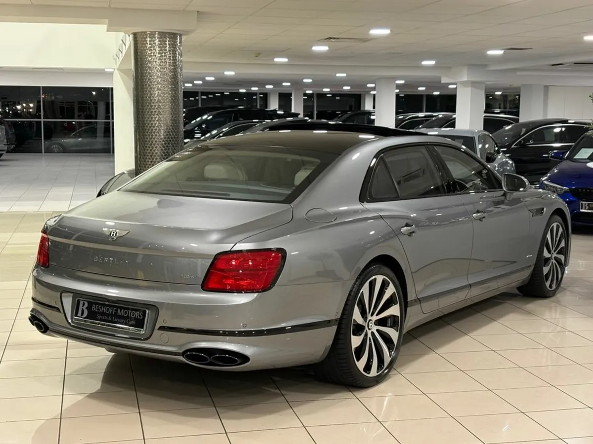 Bentley Flying Spur 3.0 V6 E-HYBRID AZURE=AS NEW// - Image 3