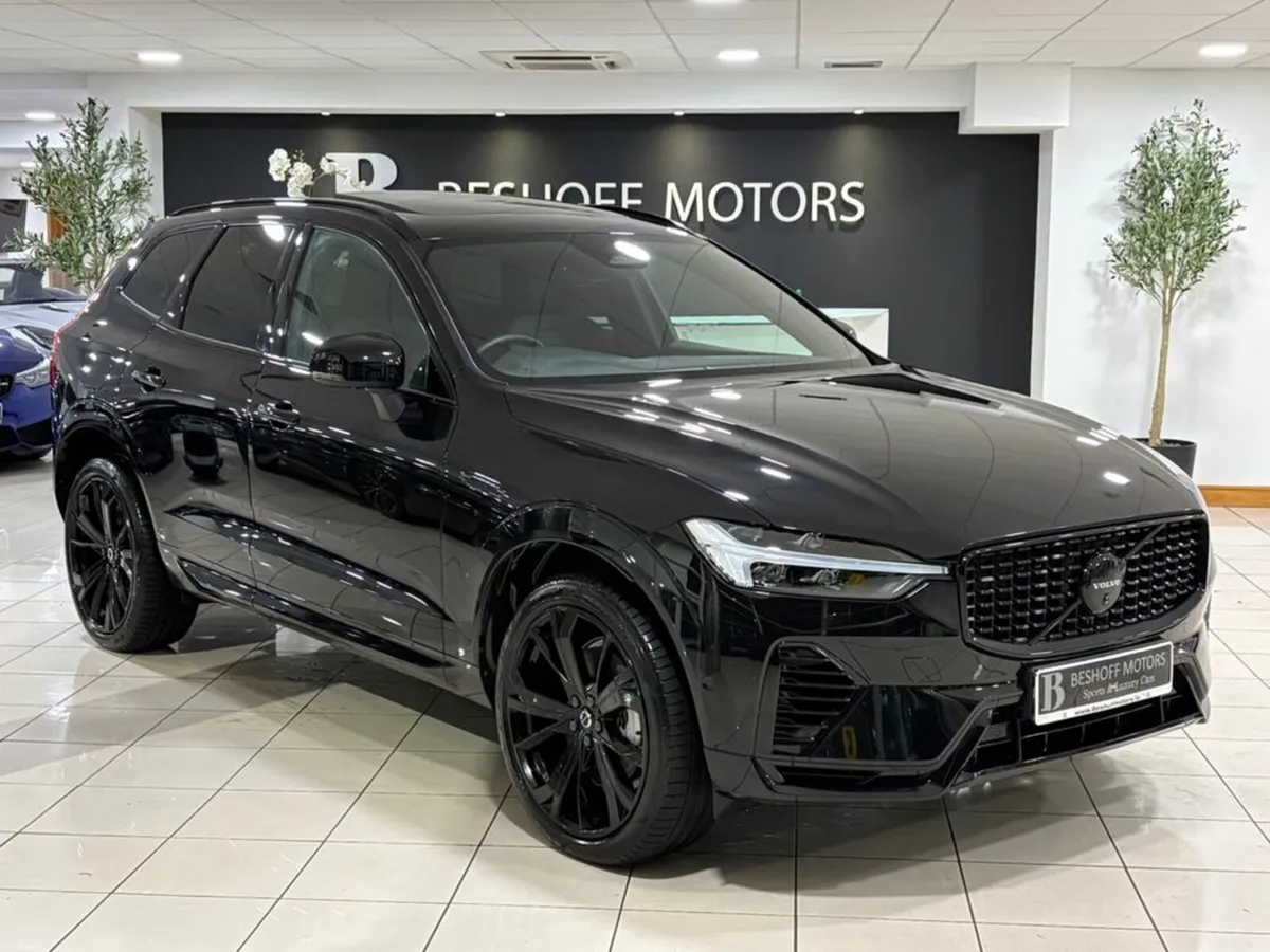 Volvo XC60 T6 PLUS BLACK EDITION AWD=PAN ROOF//HUG - Image 1