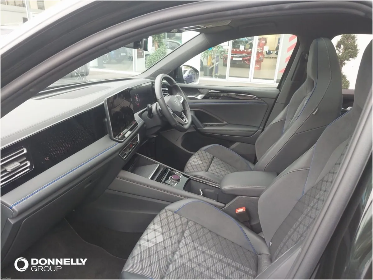 Volkswagen Tiguan Diesel Estate R-Line - Image 2