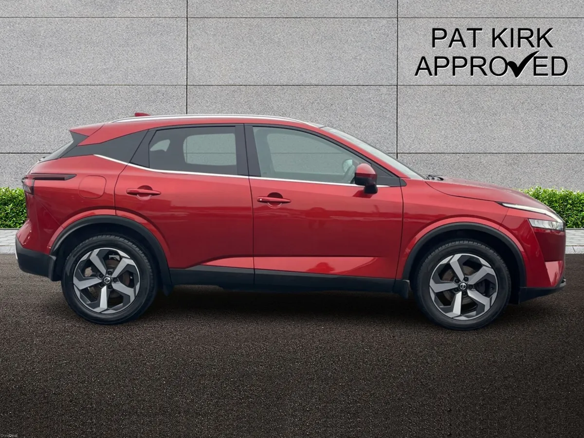 Nissan Qashqai Hatchback N-Connecta - Image 3
