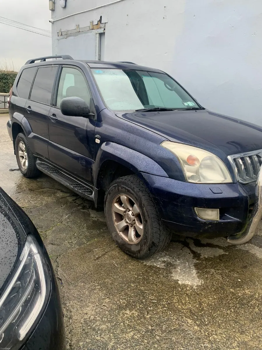 Toyota Land Cruiser 2006 - Image 3