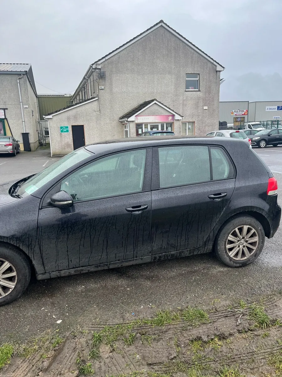 Volkswagen Golf 1.6 Black - Image 3