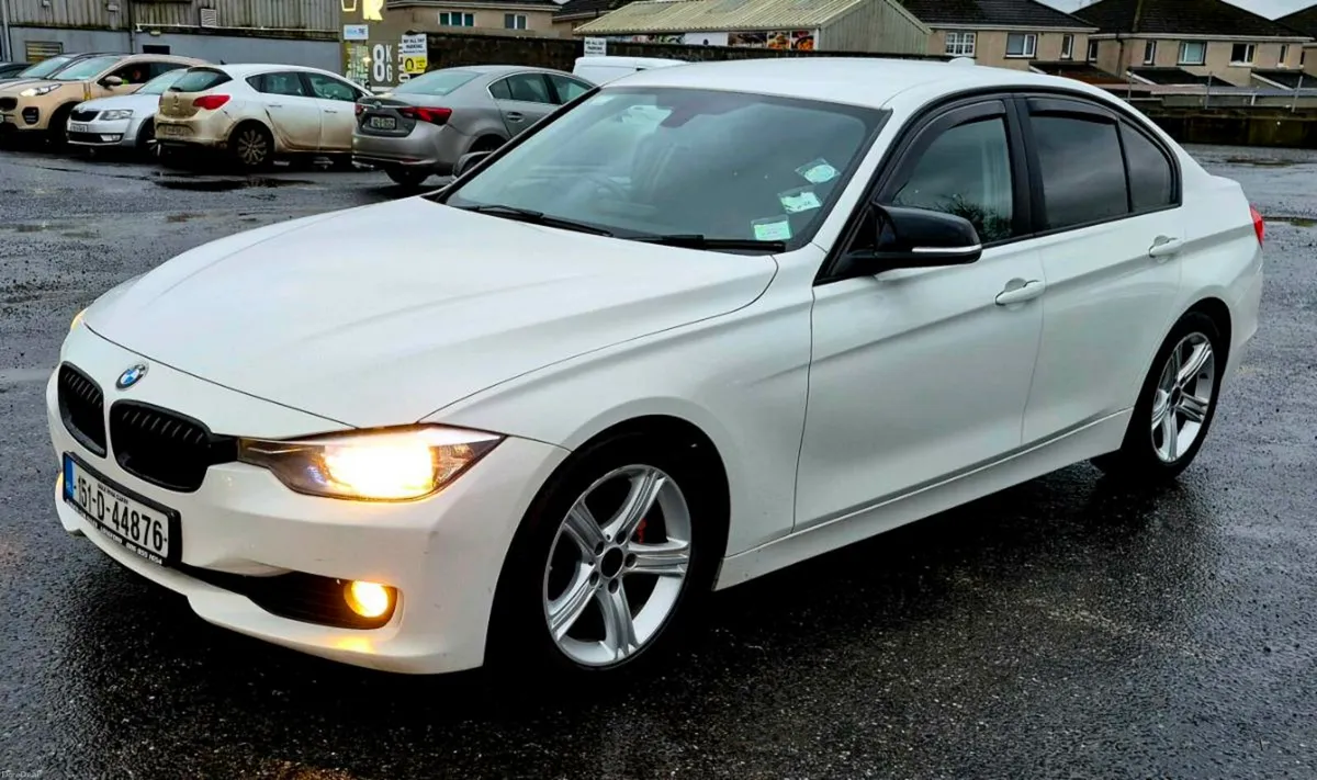 BMW 318D Diesel White - Image 1