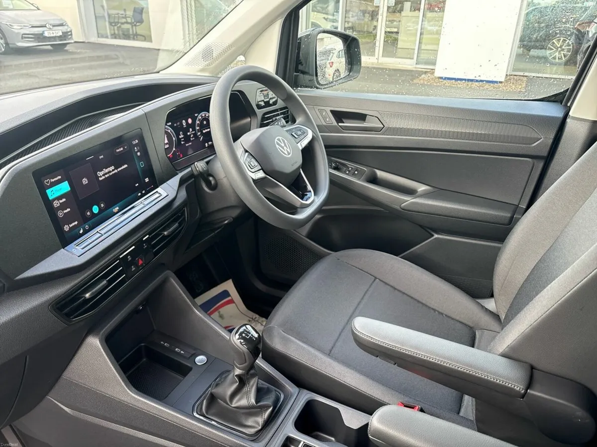 Volkswagen Caddy CARGO BUS TDI 102BHP  M6F - Image 3