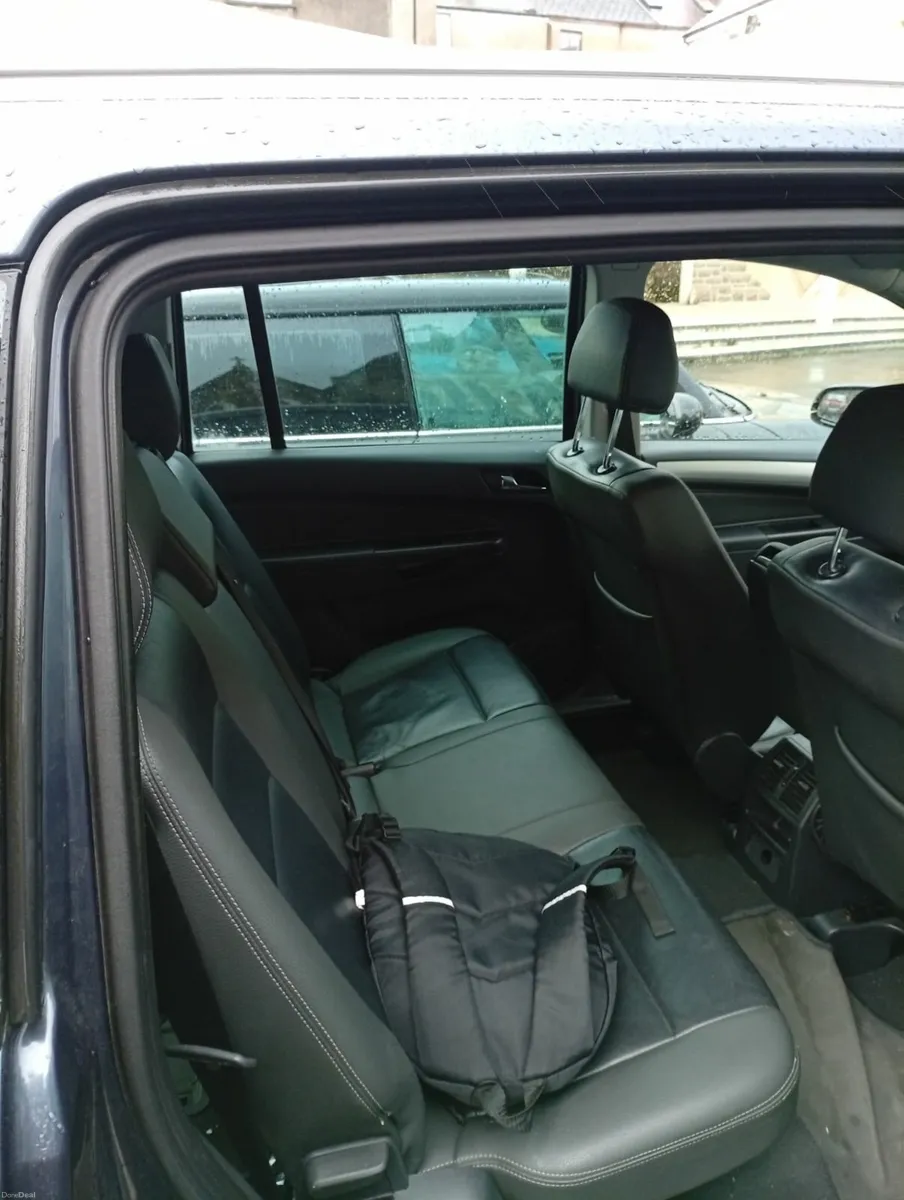 Opel Zafira 2008 - Image 2