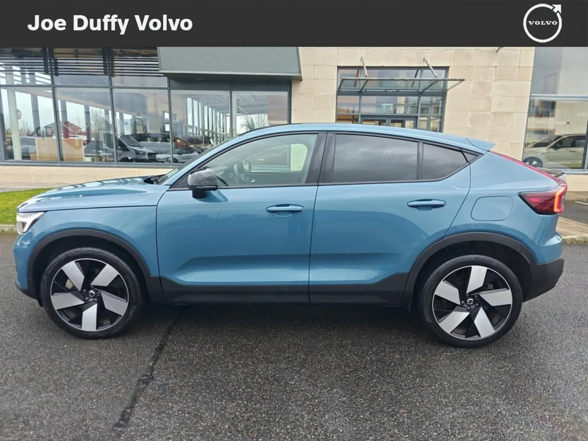 Volvo C40 Recharge BEV 231hp Ultimate - Image 4