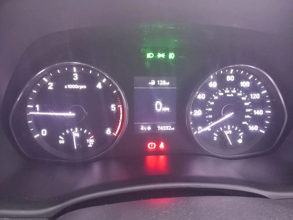 Hyundai i30 2017 1.6L Diesel  - Low miles - Image 3