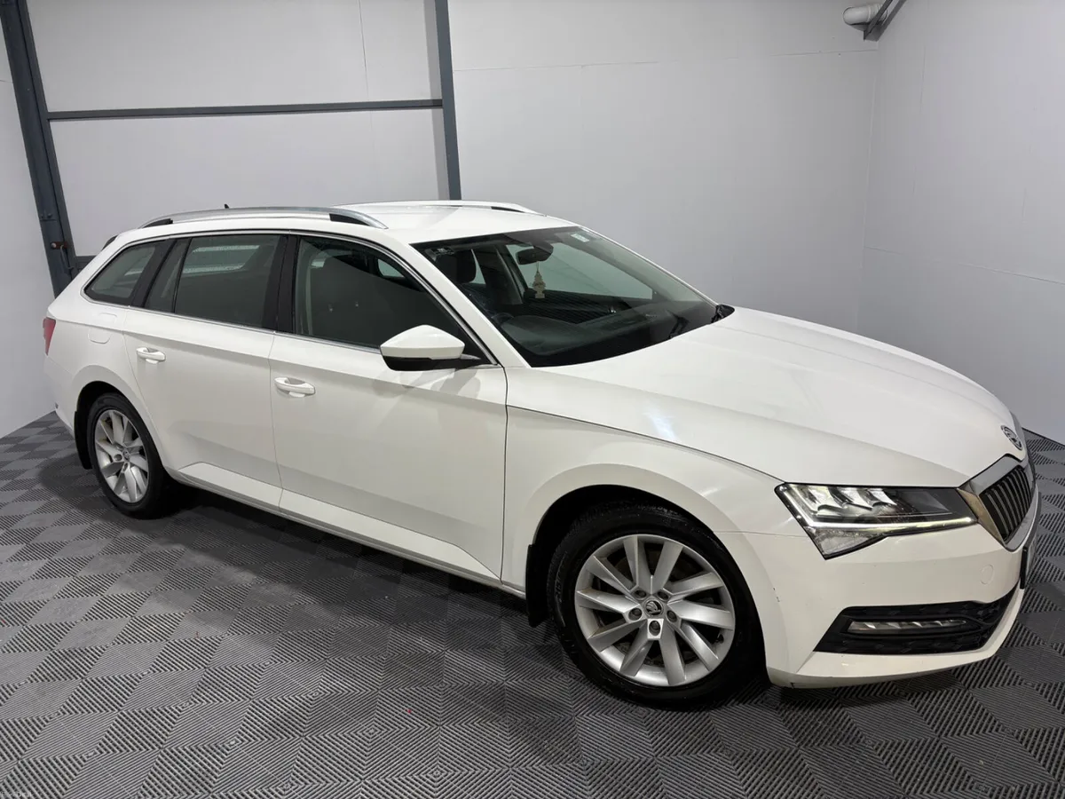 2020 Skoda Superb Style Estate 2.0 TDi 150 Bhp - Image 2