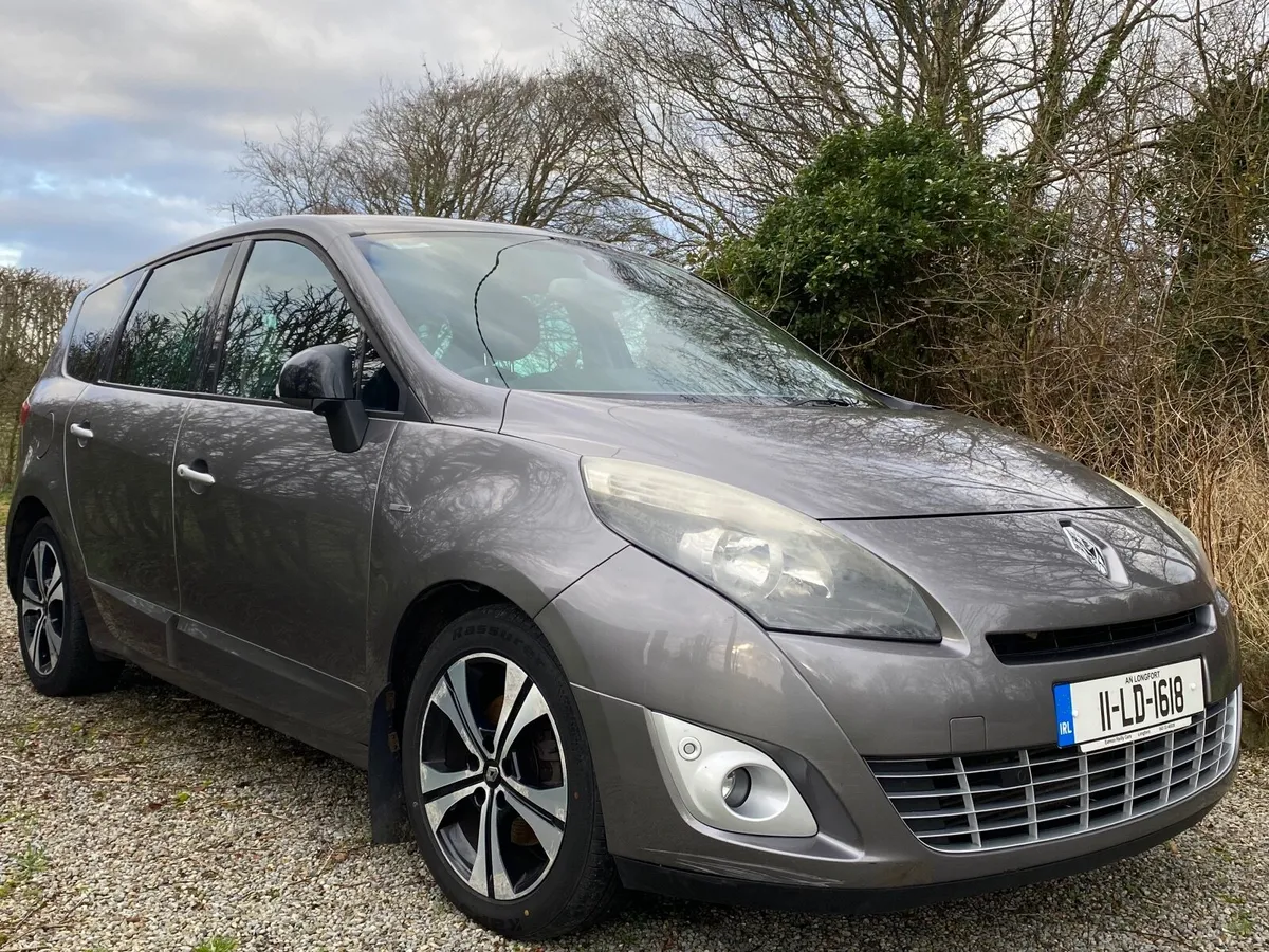 Renault Grand Scenic 2011 Bose 6 speed manual. - Image 1