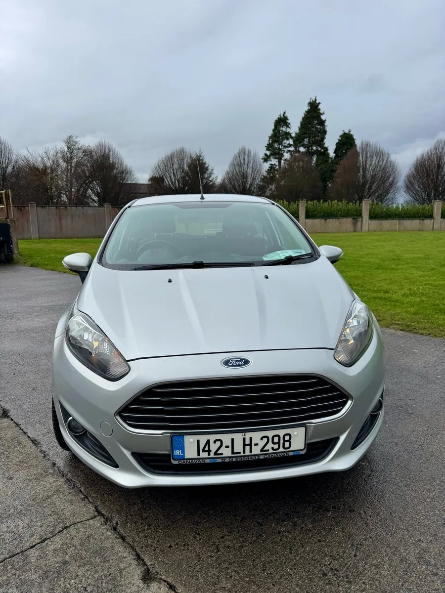👌 Fiesta Titanium / TOP SPEC/ LOW MILES/ NEW NCT! - Image 2