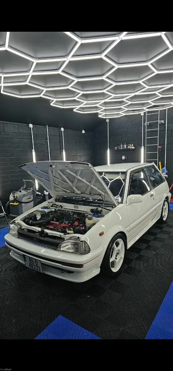 Toyota Starlet - Image 3
