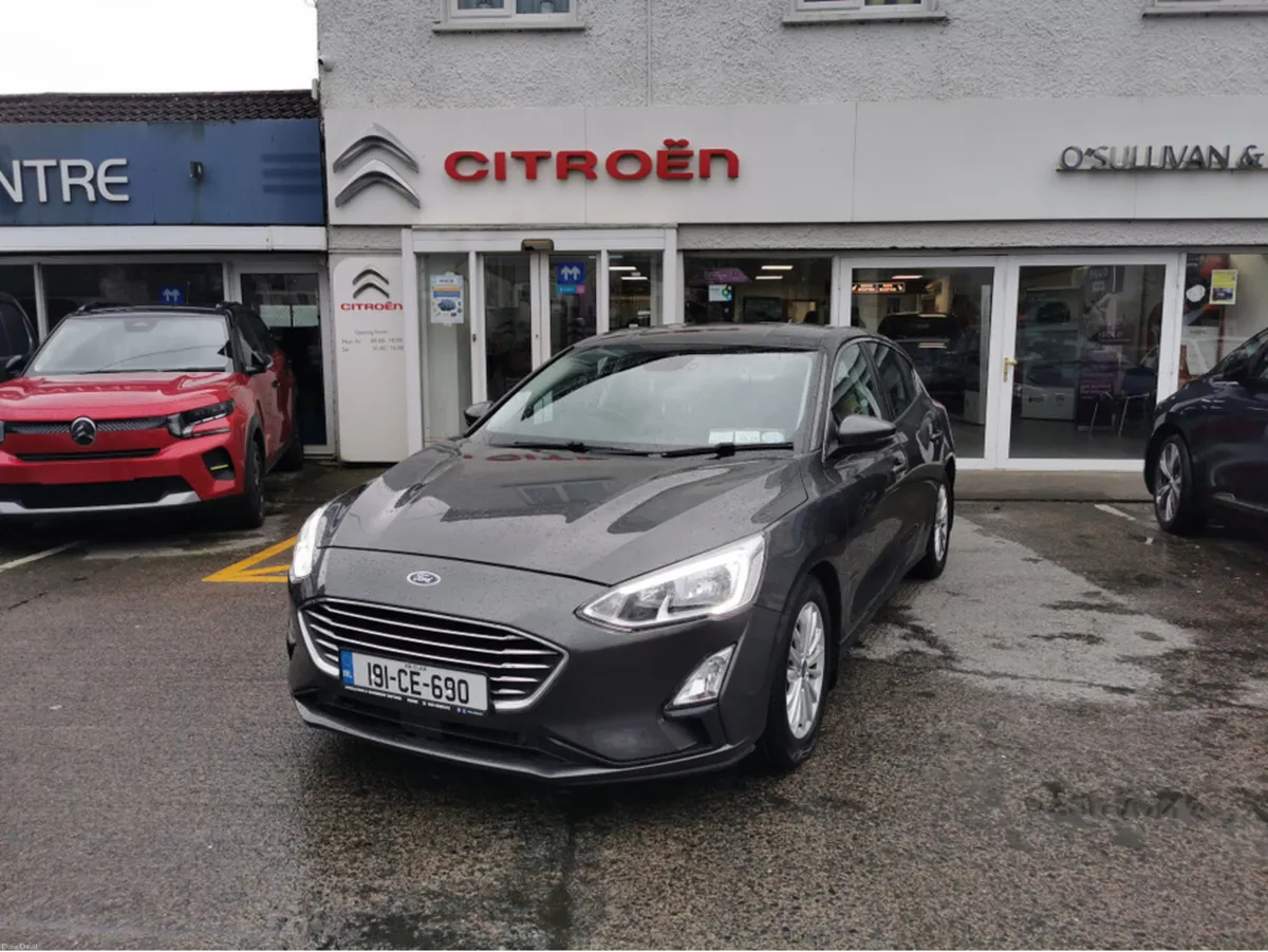 Ford Focus TITANIUM 1.5 TDCI 125PS 6 5DR 6SPEED - Image 1