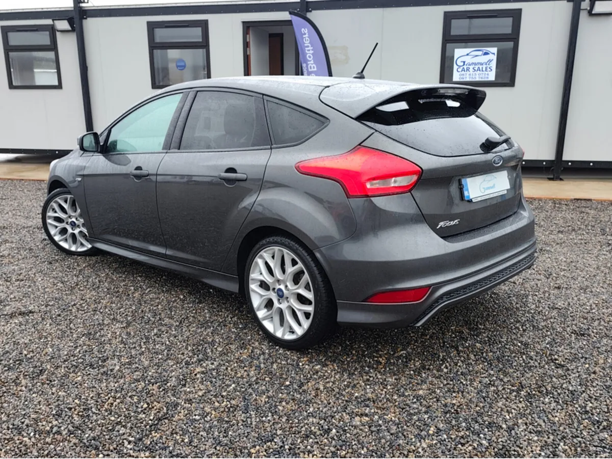Ford Focus €60 P/W ST-LINE TDCI - Image 4
