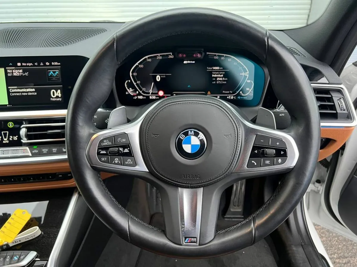BMW 3-Series 330e M-SPORT COMPETITION 2.0 ** VERY - Image 4