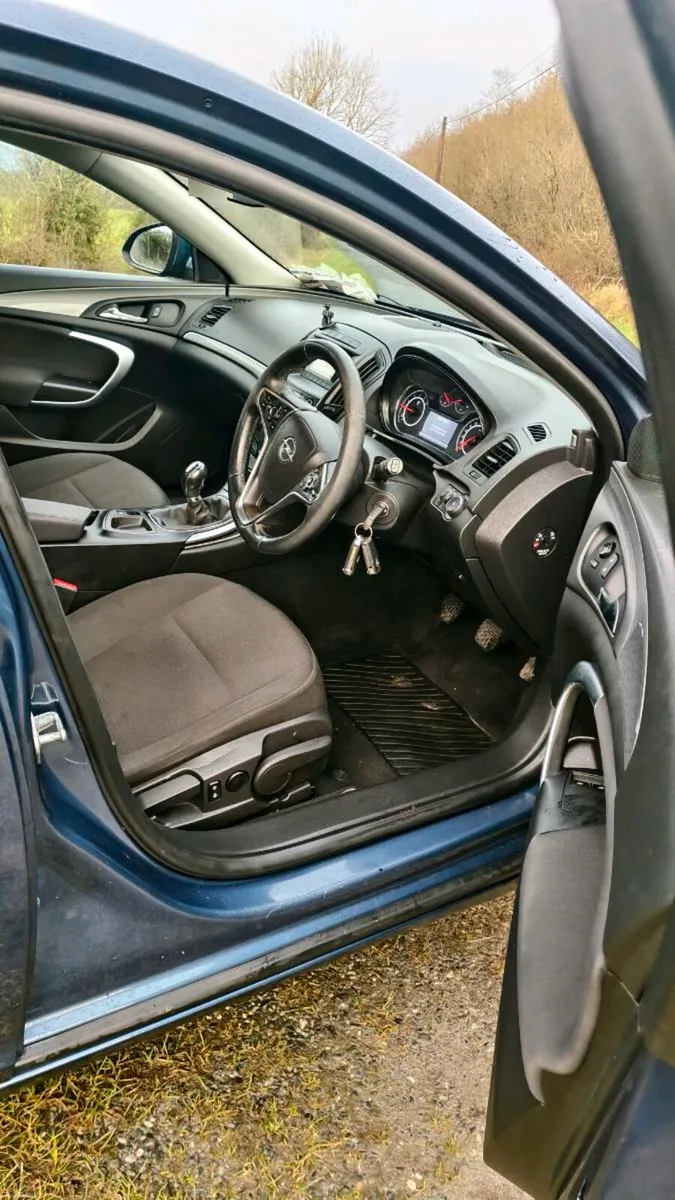 Opel insignia new NCT & TAX - Image 3