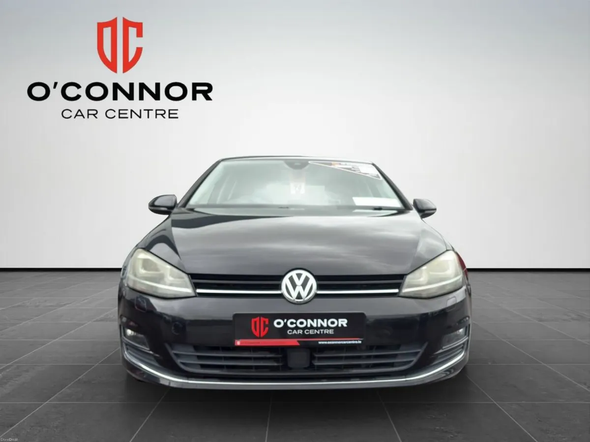 Volkswagen Golf “Practical on the outside, spicy o - Image 2