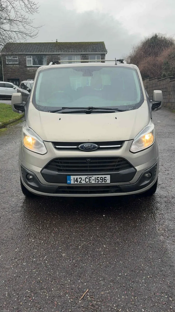 Ford Tourneo Custom - Image 1