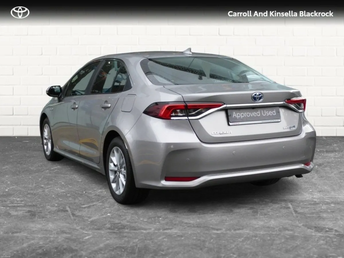 Toyota Corolla Hybrid Luna Saloon - Image 2