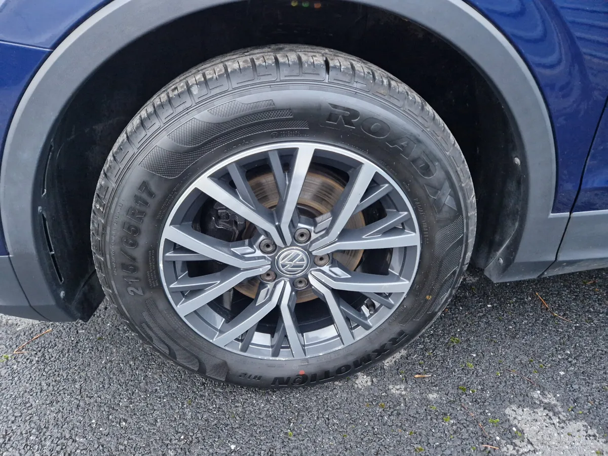 172 VW TIGUAN...AUTOMATIC...LOW KMS - Image 4
