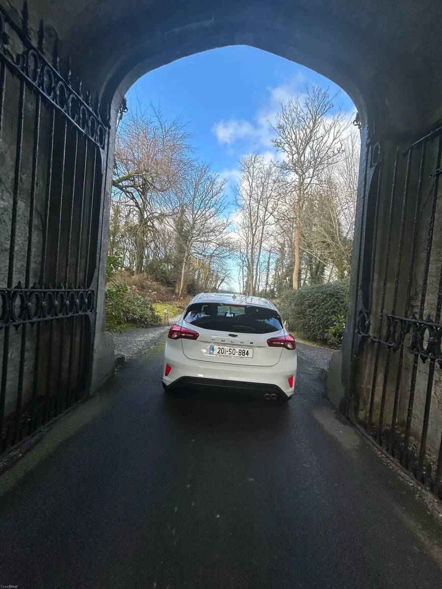 Ford Focus - Image 3