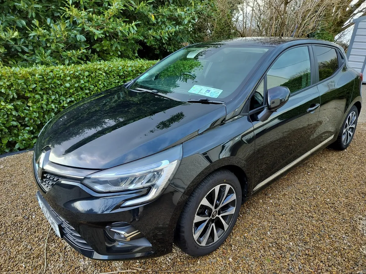 Renault Clio 2021 - Image 1