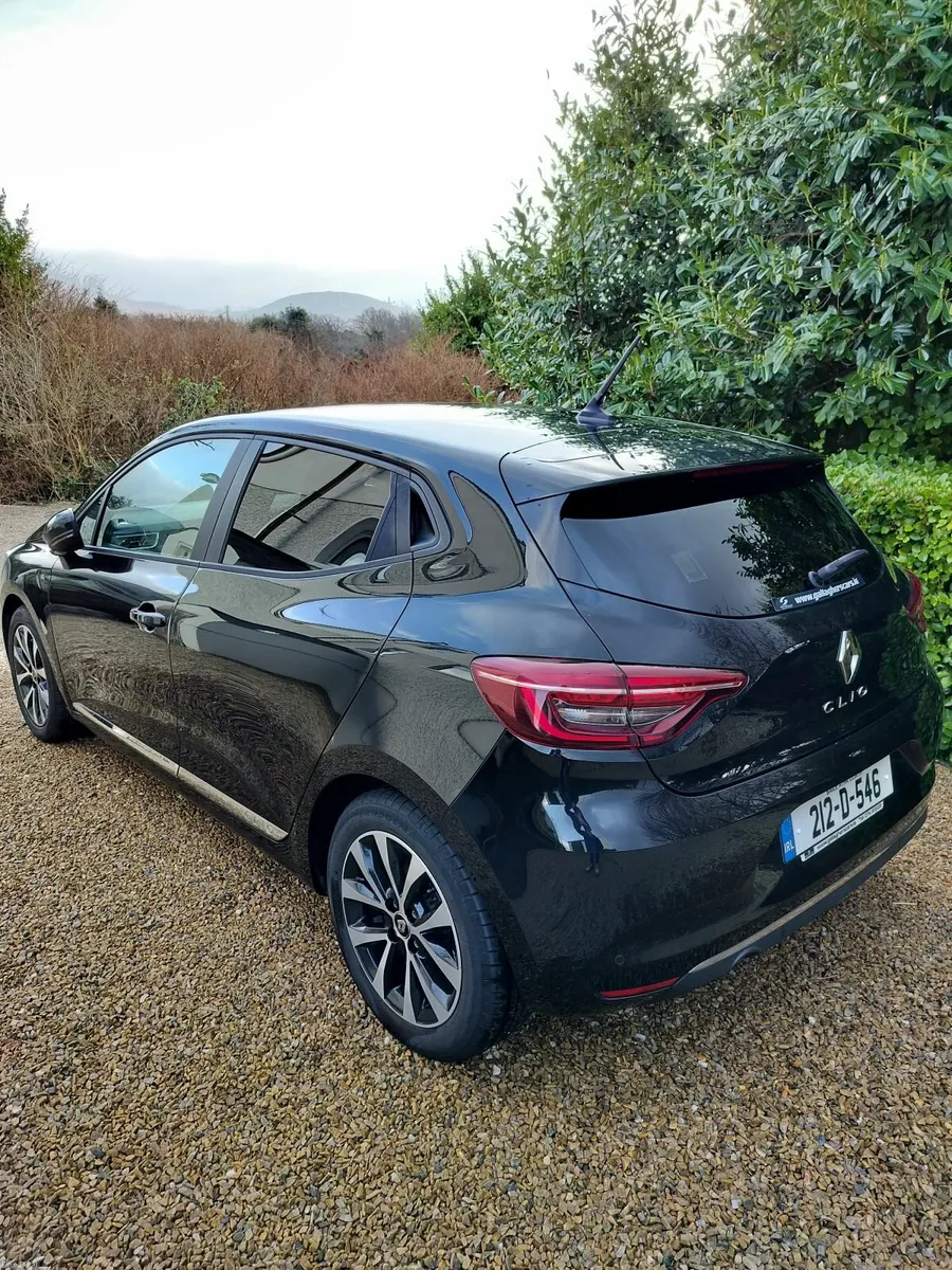 Renault Clio 2021 - Image 2