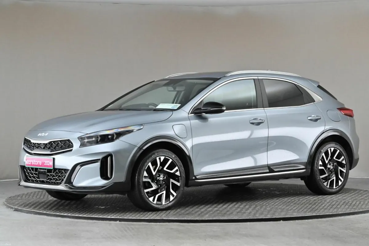 Kia XCeed 1.6 GDI Plug-in Hybrid - Image 4