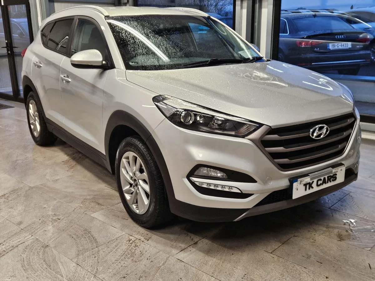 16 HYUNDAI TUCSON COMFORT - Image 1