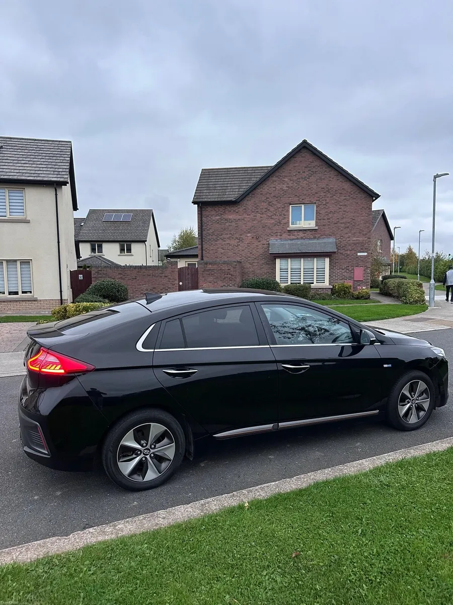 Hyundai Ionic - Image 1