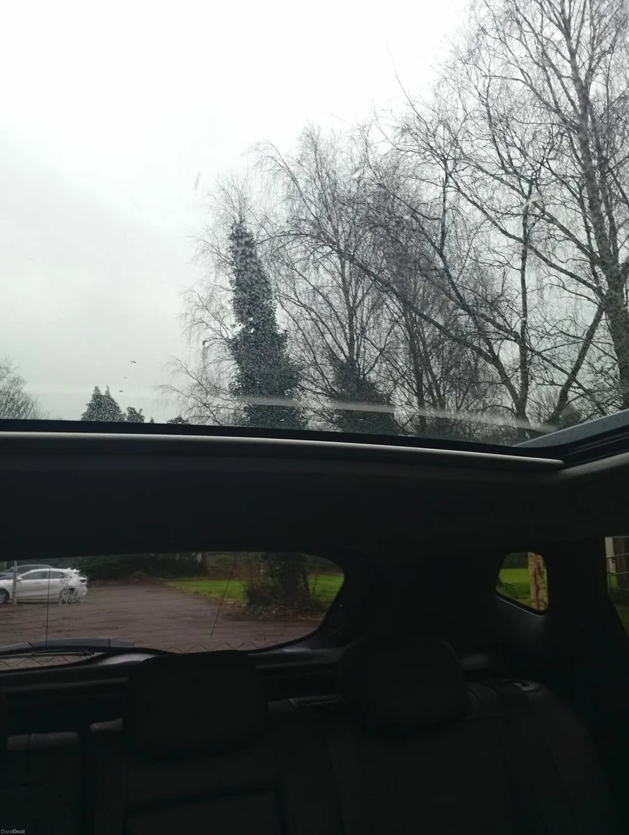 NISSAN QASHQAI SV PREMIUM - Image 3